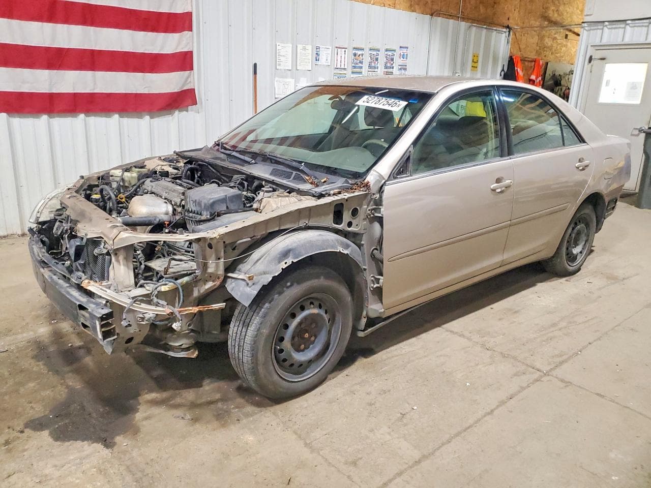 2003 TOYOTA CAMRY LE, фото 1